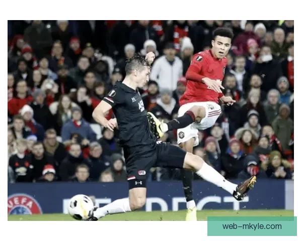 官方桑坦德竞技签下射手王马塔