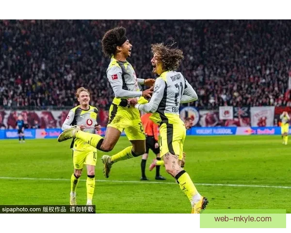 多特遇克星客场五连败负莱比锡